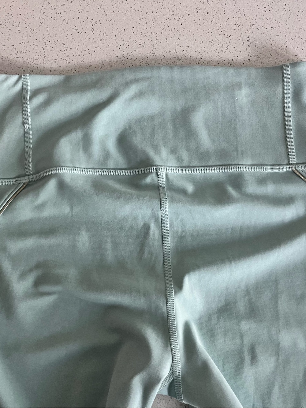Under Armour Mint Green Women’s' Performance Leggings Medium NWOT - Picture 6 of 9